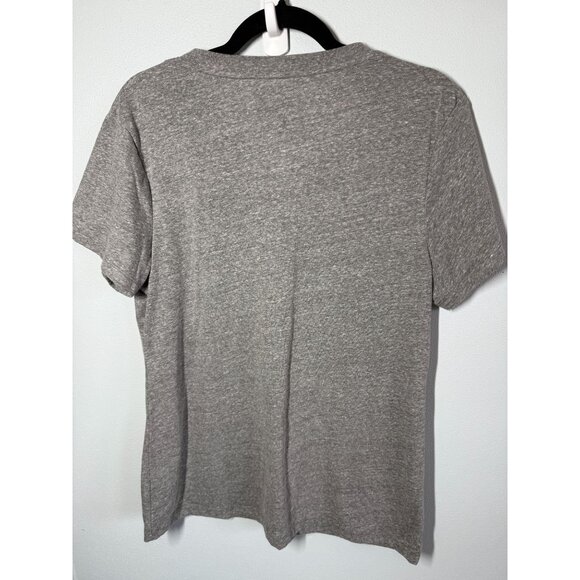 NWT Universal Thread Tee Medium Heather Gray V-Neck Short Sleeve Basic Essential - Picture 2 of 8